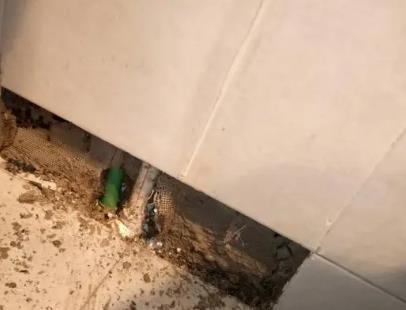 交城楼顶漏水维修公司分享下修复水管漏水的几种小方法